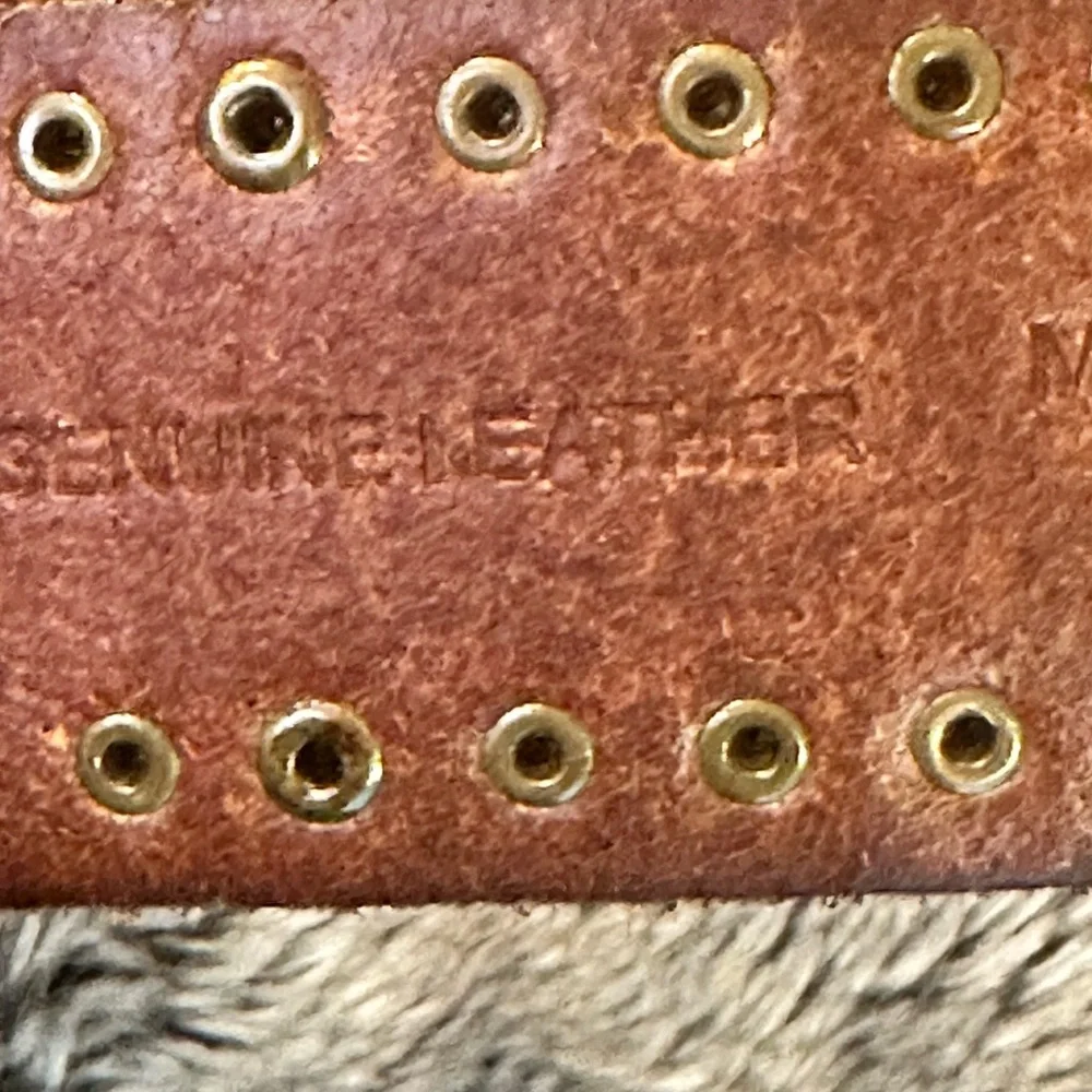 Banana Republic Brown Studded Leather Big Gold Buckle Belt, Small - Picture 4 of 9